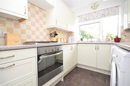 Strawberry Hill Close, Twickenham, Middlesex, TW1 - Photo 5