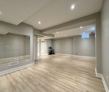 For Lease - 2294 Wuthering Heights Way, Oakville, Ontario - Photo 3