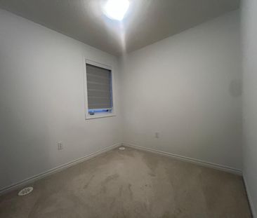 For Lease - 4 Joseph Halbert Place, Caledon, Ontario - Photo 5