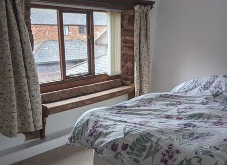 2 bedroom terraced house to rent - Photo 3