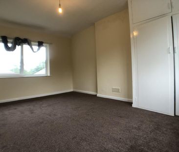 2 bedroom semi-detached house to rent - Photo 4