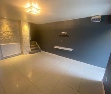 2 bedroom semi-detached house to rent - Photo 2