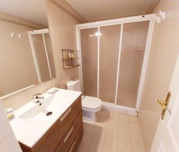 Apartment in the upper part of Calahonda with sea views – non-resid... - Photo 5