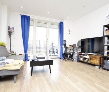 2 bedroom flat to rent - Photo 4