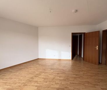 Gemütliche Zweiraumwohnung mit Balkon in Zwickau - Photo 1