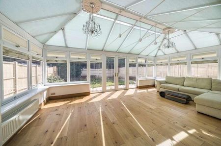 Jellicoe Gardens, Stanmore, HA7 - Photo 2