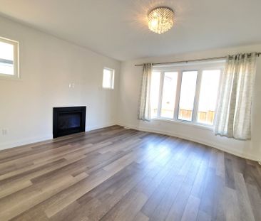 For Lease - 93 Dog Wood Boulevard, East Gwillimbury, Ontario - Photo 1