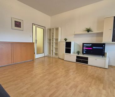 Pronájem útulného bytu 1+kk s terasou v příjemné lokalitě, Brno - V... - Photo 3