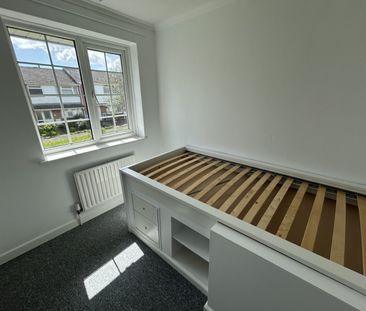 3 bedroom semi-detached house to rent - Photo 1