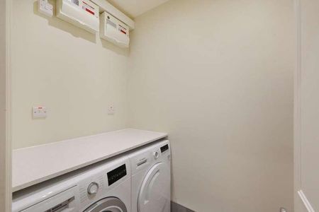 Welbeck Street, Marylebone Village, London, W1G - Photo 2