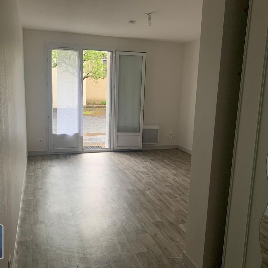 Location Appartement 1 pièce 21m² POITIERS 86000 - Photo 1