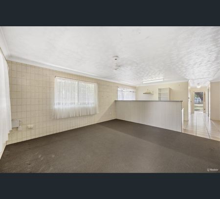 2/17 Elizabeth Street, Aitkenvale, Qld 4814 - Photo 2