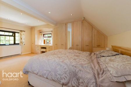 6 bedroom detached house to rent - Photo 3