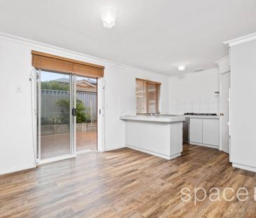 Unfurnished villa in sough after location - Photo 6