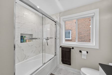 For Lease - 2966 Tradewind Drive, Mississauga, Ontario - Photo 3