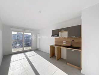 Location Appartement 2 pièces 77 m2 à Clermont-Ferrand - Photo 4