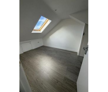 2 bedroom maisonette to rent - Photo 6