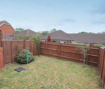 A lovely modern two bedroom house in a really convenient location c... - Photo 5