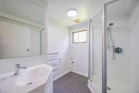 Charming 2BR Unit in Bayview! - Photo 2