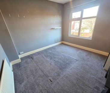 Semi detached house to rent - Photo 4