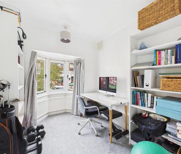 4 bedroom semi-detached house to rent - Photo 6