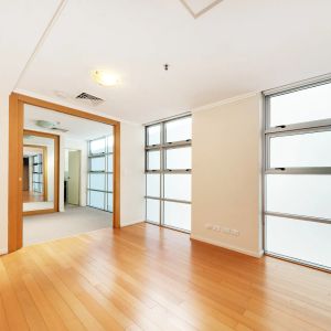 902/93 Pacific Highway, - Photo 2