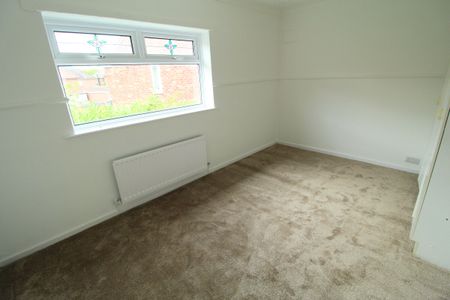 3 Bed Semi-detached house To Rent - Photo 5