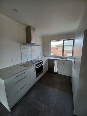 Newly Built Family Home - Photo 5