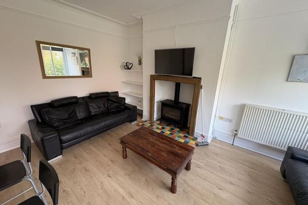 Stanmore Avenue , - Photo 1