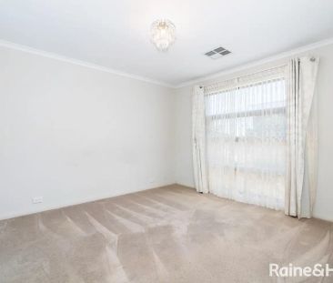 6 Casey Street, Hallett Cove SA 5158 - Photo 5