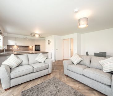 2 bedroom apartment to rent - Photo 4