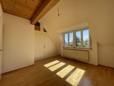 DG-Maisonette mit Terrasse in Liesing // 1 Schlafzimmer + große Galerie!! - Foto 5