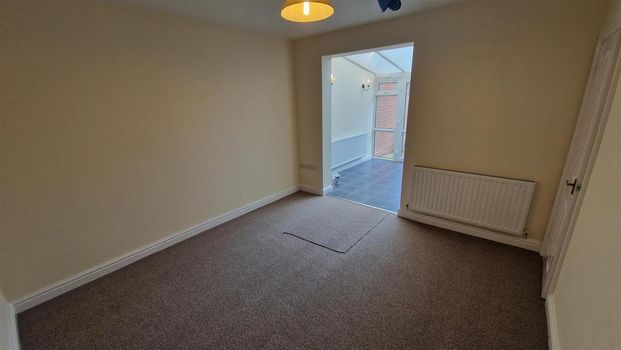 2 bedroom terraced house to rent - Photo 1