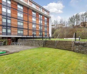 Lexington Court, Broadway, Salford, M50 - Photo 5