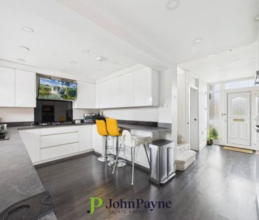 3 bedroom detached house to rent - Photo 3