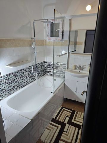 Apartament de inchiriat , 3 camere, zona UltracentralaIasi - Fotografie 3
