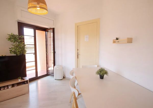 Carrer de Villarroel, Barcelona, Catalonia 08011