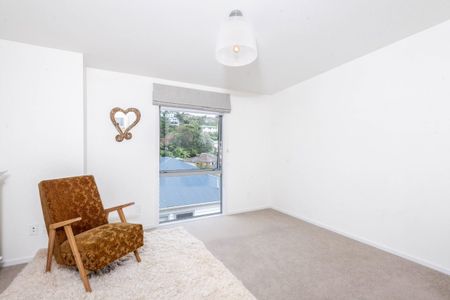 12/32 Dr Taylor Terrace, Johnsonville - Photo 4