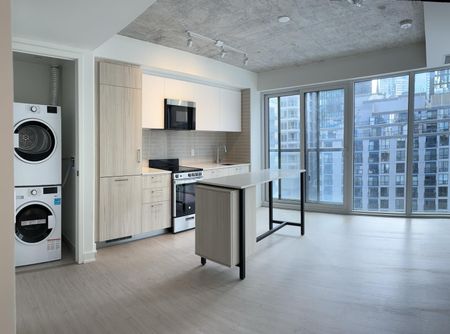 For Lease - 65 Mutual Street Unit# 905, Toronto, Ontario - Photo 2