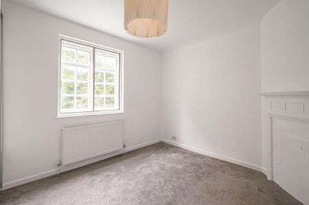 3 bedroom maisonette to rent - Photo 3