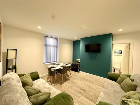 1 bed house share to rent in Tarleton Street, Burnley, BB11 - Photo 2