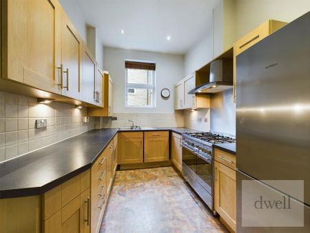 2 bedroom flat to rent - Photo 5