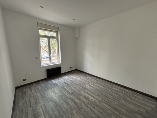 APPARTEMENT T3 NON MEUBLÉ SITUÉ QUARTIER LA HOTOIE / ST ROCH - PARKING - Photo 1