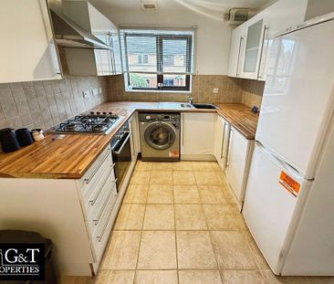 2 bedroom maisonette to rent - Photo 4