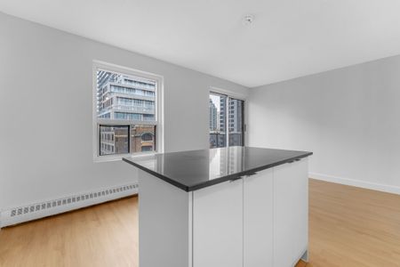 145 York St - Photo 5