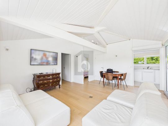 ESPACE LUMINEUX ET MEUBLÉ - Foto 1