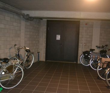 In het centrum gelegen recent appartement op de eerste verdieping m... - Foto 1