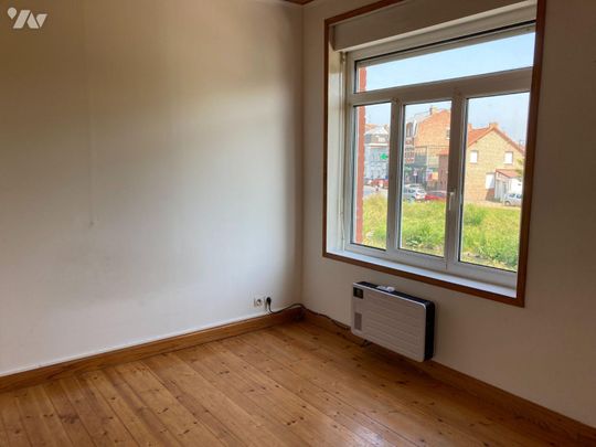 QUAI COURBET - Une maison de ville à louer à Merville (59660)- une maison comprenant un salon/... - Photo 1