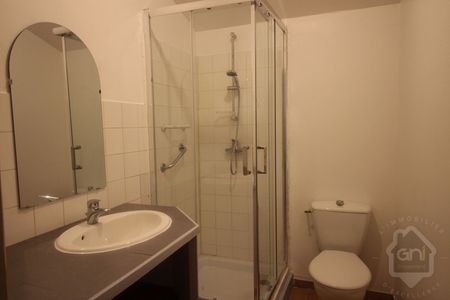 Location Appartement 3 pièces 57m² - Photo 2