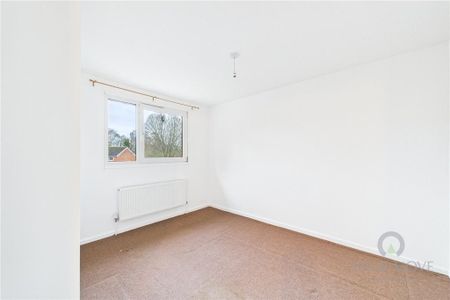 3 bedroom end of terrace house to rent - Photo 5